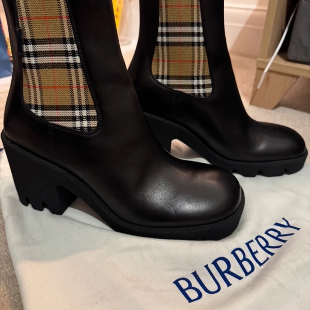 Burberry Black Boots with Plaid Detail